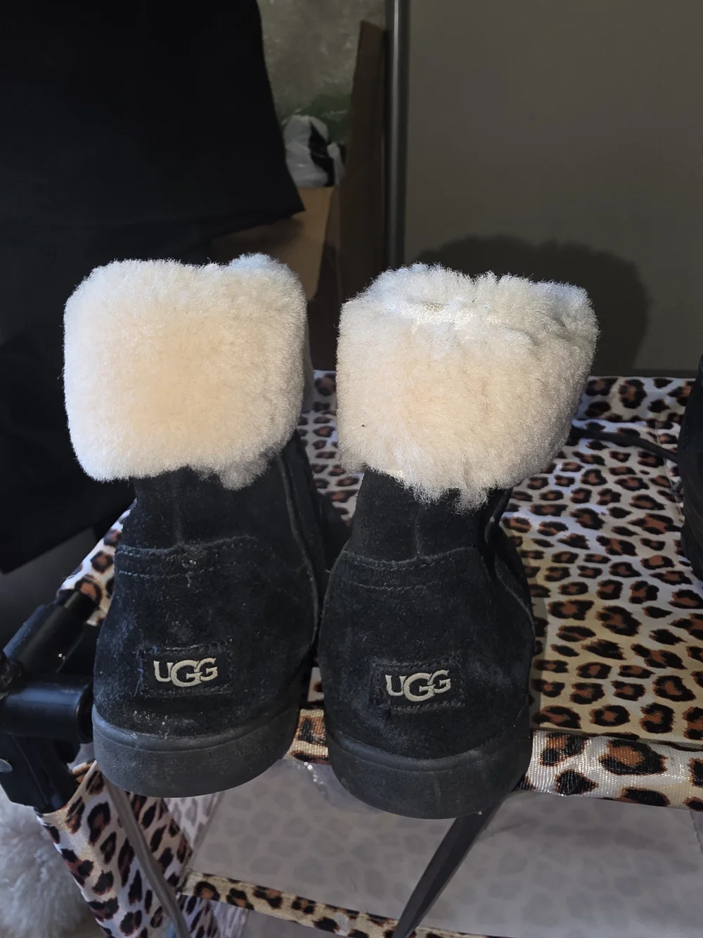 UGG keep little